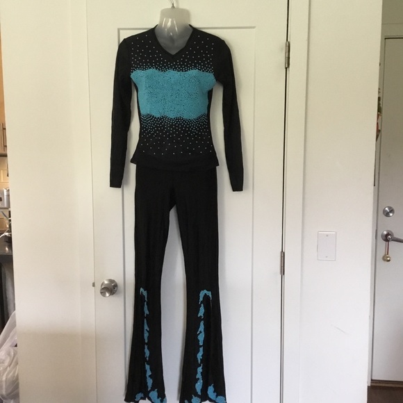 Sheer Top w/ Matching Flare Pant Ensemble 🎈 - Picture 1 of 7